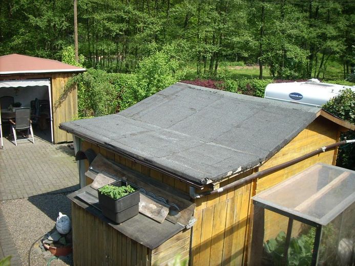 Einzigartige Lage! Freistehendes Einfamilienhaus am Waldesrand – Gartenhaus