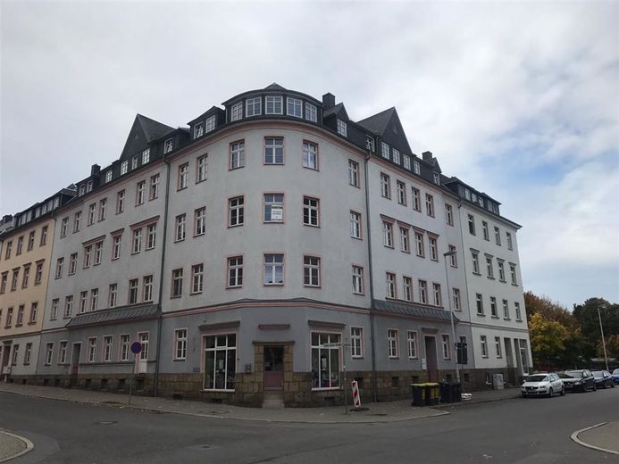 Großzügige 3-Zimmer mit Laminat, Aufzug und Wannenbad in Uninähe! – UGCV7463