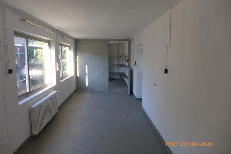 Gewerbeobjekt mit großer Freifläche in Minden – kleiner Werkstattraum