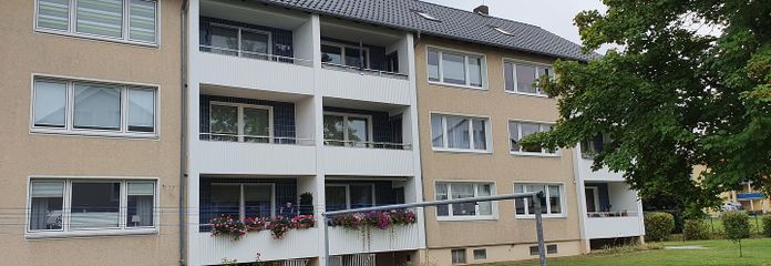 Hermoso y tranquilo piso de 3 habitaciones con balcón en Afferde – Hausansicht