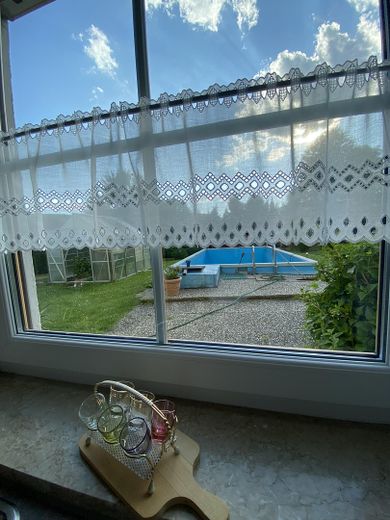 Blick Pool aus Küche