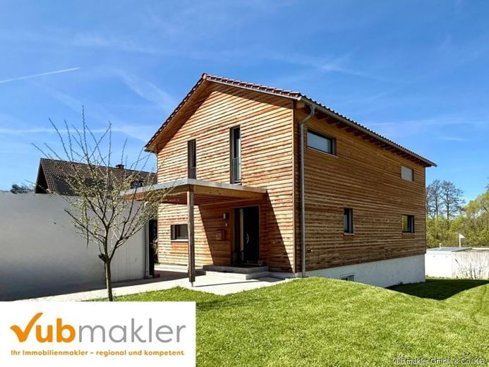 Casa unifamiliare esclusiva e pari al nuovo a Hof con terrazza esposta a sud-ovest, autorimessa e sauna – Photo 1
