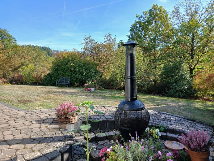 Gepflegter Bungalow mit Blick ins Grüne – Foto 2