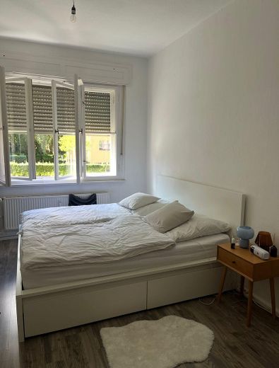 Schlafzimmer inkl. Rollo