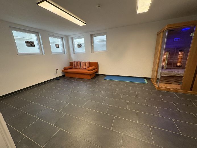 Hobbyraum mit Sauna