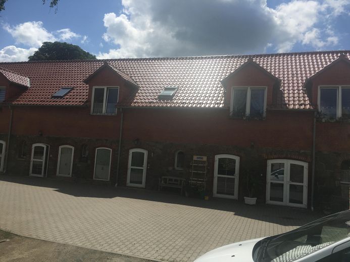 Kleine voll möblierte 2 Raumwohnung mit Einbauküche auf einem Bauernhof in Parstein – Foto 5