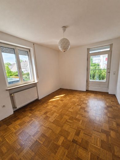 SUBAFFITTO 3 mesi! Opzione di proroga Splendido appartamento di 4 locali – Zimmer 1