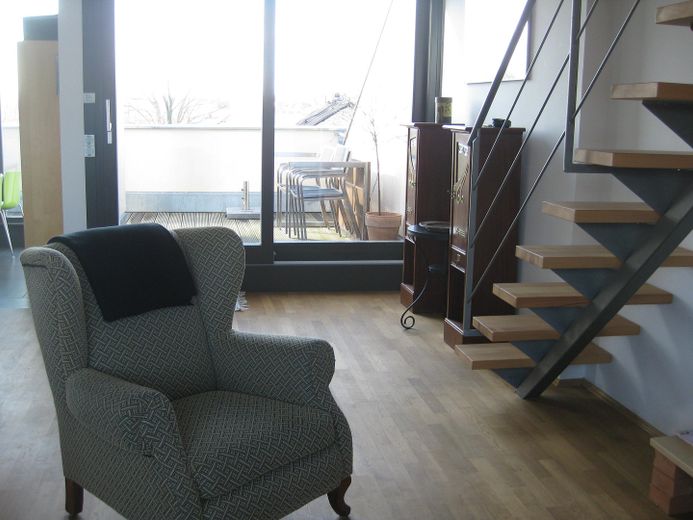 Blick Wohnraum zur Terrasse