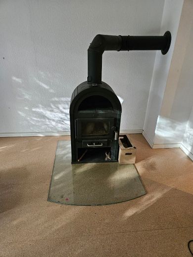 Kaminofen im Wohnzimmer