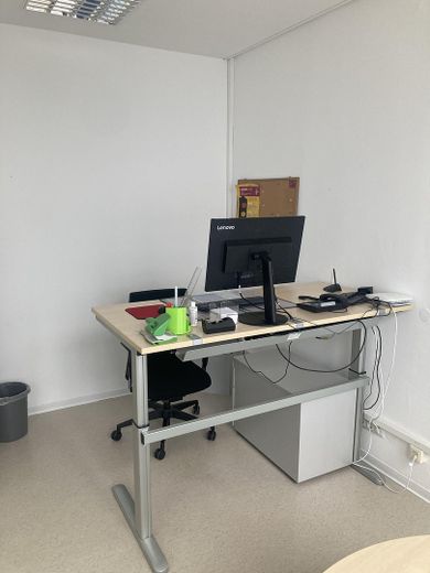 Helle, großzügige Büro-/Praxisfläche in zentraler Lage von Bingen am Rhein – EInzelbüro