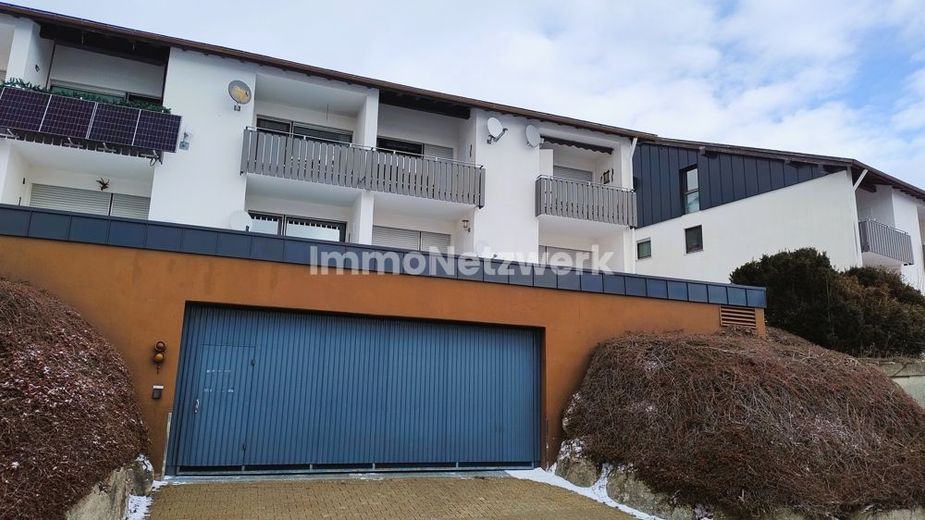 Ihr Rückzugsort im Schwarzwald - Charmante Ferien-Wohnung in Schonach – Garageneinfahrt