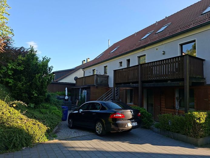 Biete Helle 2 Zimmer Wohnung von Privat in ruhige Lage in Tännesberg mit Terrasse,Grillgarten Mitbenutzung und Stellplatz sowie Keller. Wohnung sehr gut geteilt und Vollmöbliert.70000€ vhb. 015111378015 – Foto 18