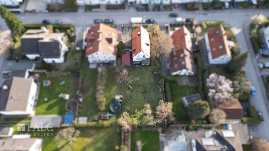 Baugrundstück mit genehmigtem Bauvorbescheid - Planungssicherheit inklusive! – Grundstück