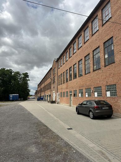 Hall as storage / workshop approx. 600 sqm with office and utility room / toilet, heated – Foto 7