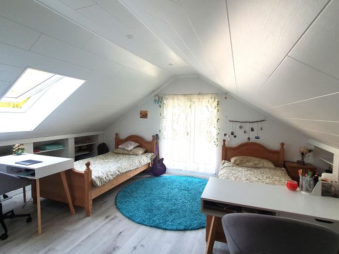 Großzügiges Haus mit großem Grundstück – Kinderzimmer 1