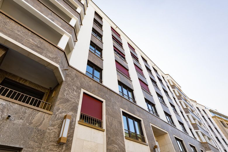 Berlin-Mitte'de özel teraslı modern daire – hemen taşınmaya hazır ve komisyonsuz – Gebäude