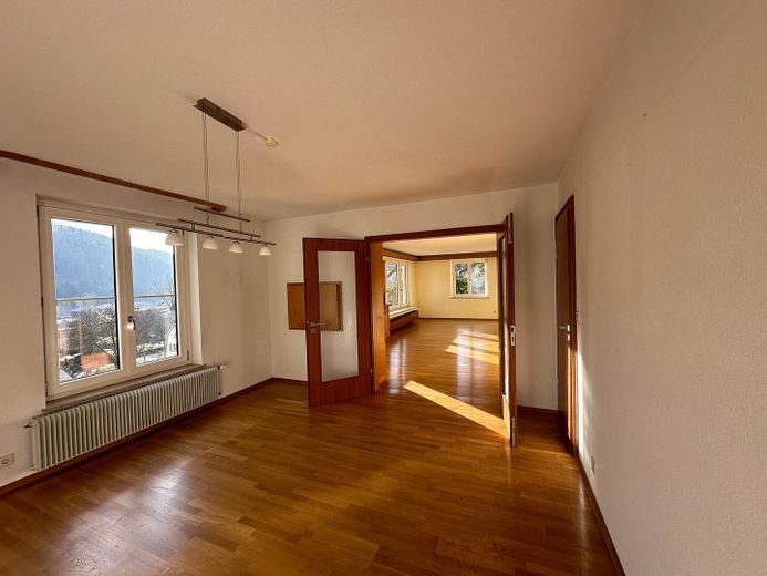 Traumhaus in Top Lage mit Einliegerwohnung und hohem Ausbaupotential und großem Grundstück – Foto 20