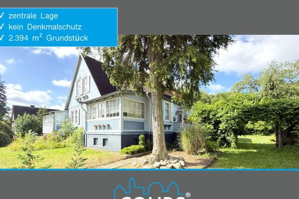 Landhaus-Charme auf großem Grundstück