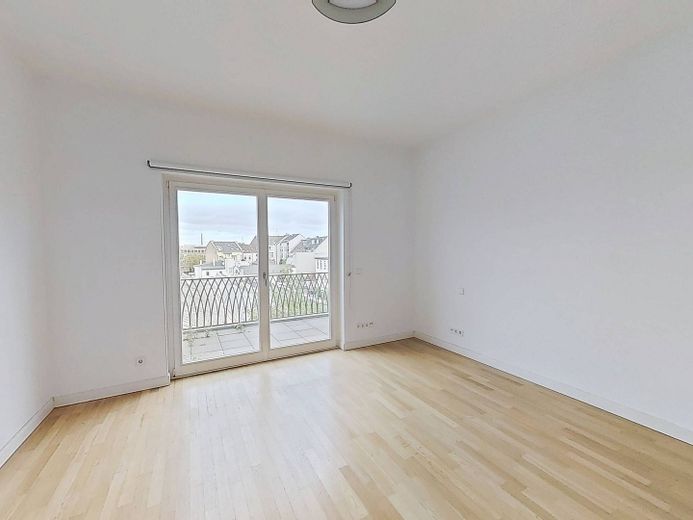 Exklusiver 2-Zimmer-Neubau mit 2 BALKONEN, EBK, Concierge-Service uvm. in den begehrten Heinrich-Heine-Gärten – Ansicht I: Schlafzimmer