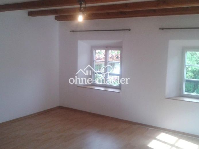 POWIERZCHNIA DO ZAGOSPODAROWANIA! Przytulne mieszkanie 3-pokojowe, 95 m², balkon, widok na góry, Chiemsee i Alpy – Zdjęcie 1