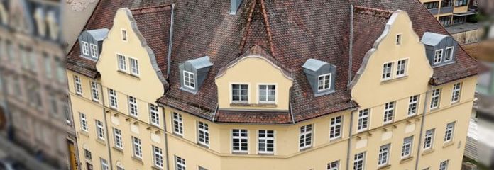 Ekskluzywna perełka na poddaszu w Kulmbach: historyczny urok spotyka się z solidną inwestycją kapitałową