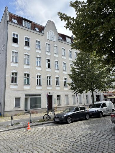 Appartamento di proprietà di 2 locali completamente ristrutturato, libero e pronto per essere abitato, a Berlino Tegel – Foto 2