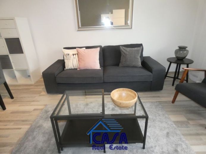 WESTEND-NORD: 2 Zimmer mit Balkon und Skyline Blick – Foto 1