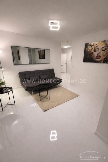 Möblierte 5-Zimmer-Wohnung in Putzbrunn – e5411013b8789b1879b03d532f1cc8dce2370aac.jpg