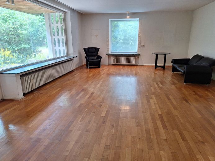 großes Wohnzimmer