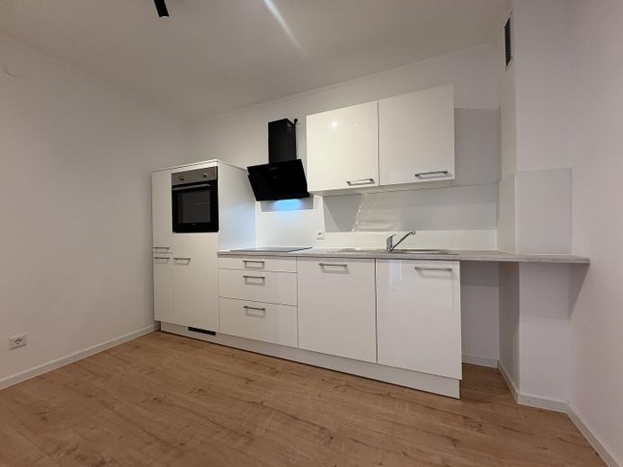 Renovierte 2-Zimmer-Wohnung mit Balkon und Einbauküche in Bamberg (WE49) – Küche