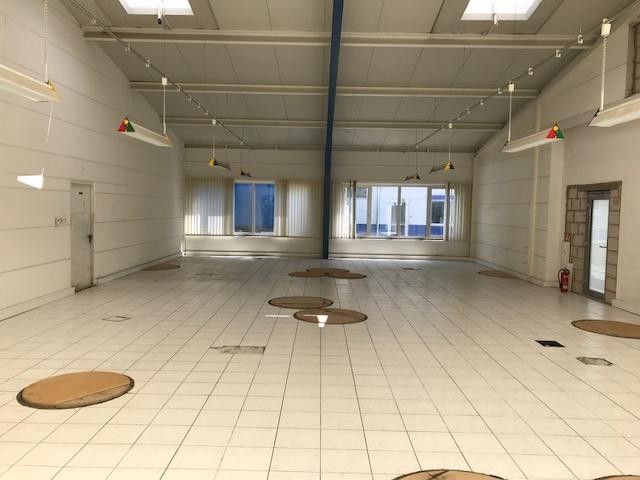 120 qm Halle, 720 qm Halle, 200 qm Halle im Bliesgau, z.T. mit Büro & Videoüberwachung – Halle 7, 200 qm