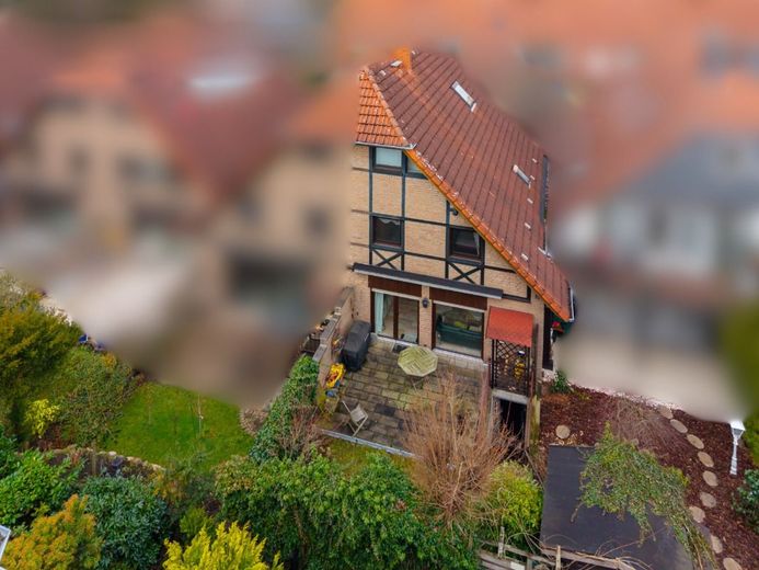 Top EFH mit Einliegerwohnung / Büro in bester Lage von Dortmund Kirchhörde Lücklemberg RMH / DHH – Drohnenaufnahme Garten