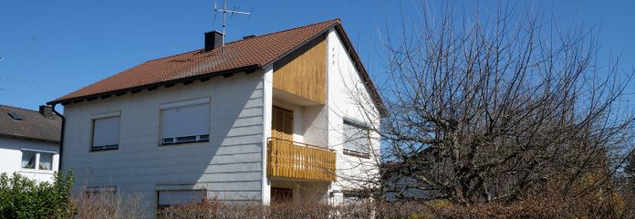 No commission from private seller: older detached single-family house in Mammendorf