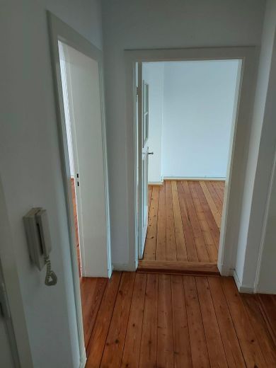 Flur mit Blick zum Schlafzimme