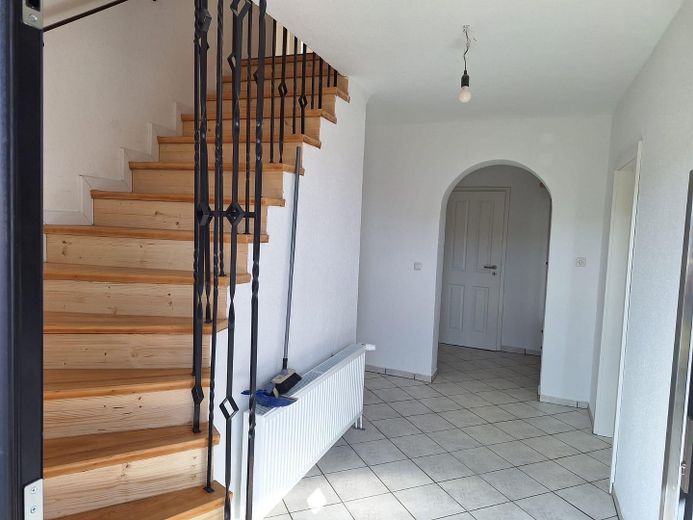 Flur - Treppe nach oben