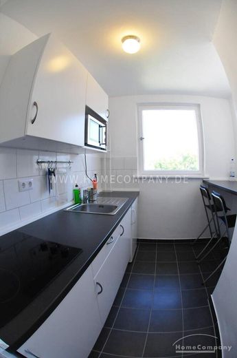 Helle 3-Zimmer-Wohnung mit Balkon in Berlin Wilmersdorf, möbliert – 1e0e0d87c563efd72b0aabb4f48c8bb8db0165c8.jpg