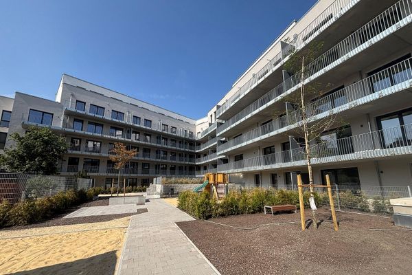 Exclusive new-build apartments on Schweinauer Hauptstraße – with fitted kitchen & parking space WE08
