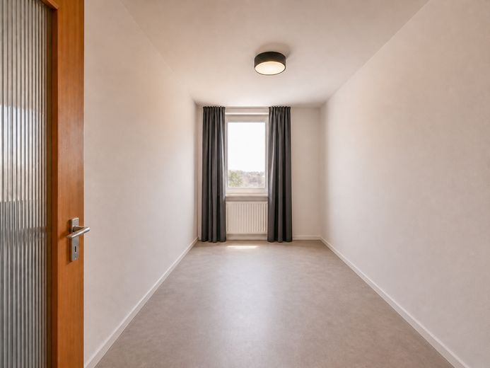 Kapitalanleger aufgepasst! 4% Rendite! - Helle 3-Zi.-Wohnung im 9. OG – Schlafzimmer klein (Leer)