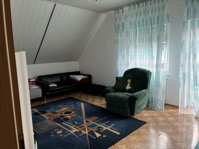 OG Grosses Zimmer links