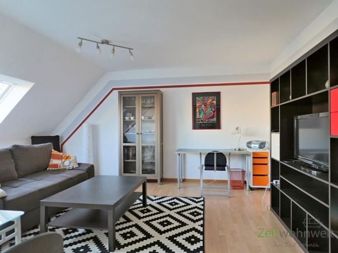 (EF1089_M) Dresden: Seidnitz/Dobritz, ruhige möblierte Wohnung mit Waschmaschine, WLAN und TG-Stellplatz – Foto 1