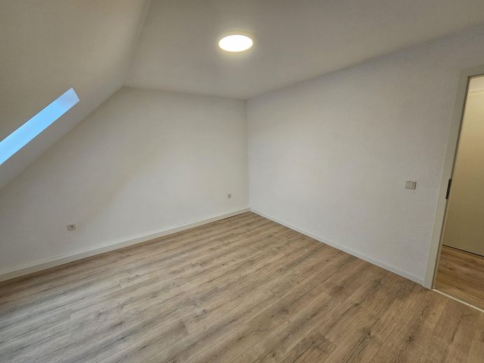 Appartamento mansardato di 3 locali – Foto 9