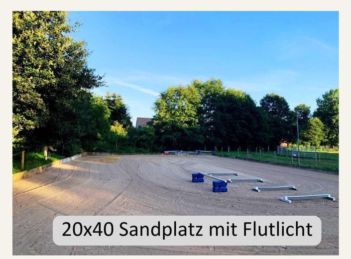 20x40 Sandplatz mit Flutlicht
