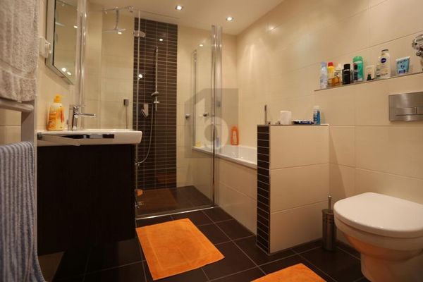 EN TOEPPERSEE: EXCELENTE VIVIENDA BUSCA INVERSOR
