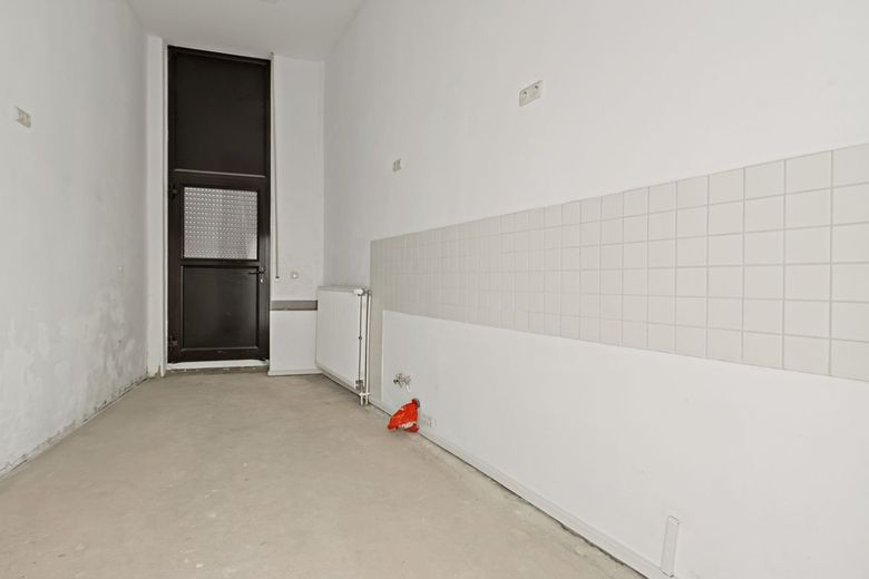 Ideale Ladenfläche mit Schaufensterfront am Eselsbrunnen! – Laden