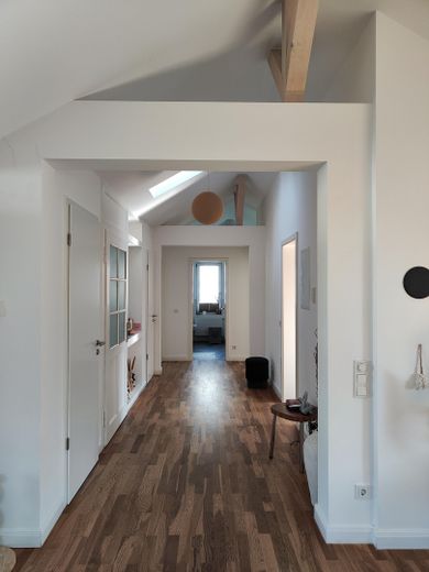 Flur, Blick aus Küche