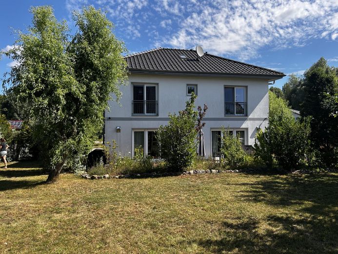 Stadtvilla in Berlin Wartenberg – Foto 2