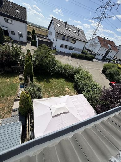 Familientraum in Maichingen - modernes Reihenendhaus mit Garten – Gartenansicht