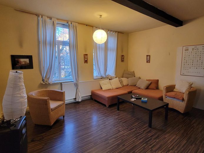Marburger Südviertel: Gründerzeitwohnung in Bestlage – Wohnraum
