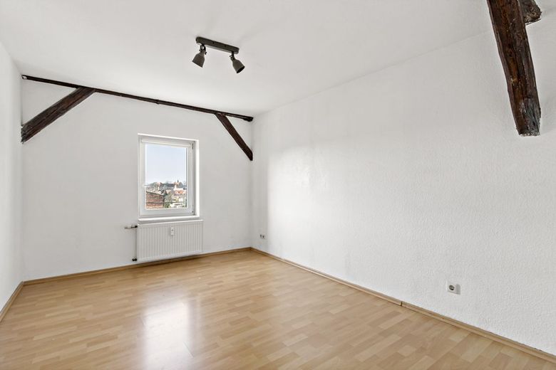Aufgepasst! Attraktive 3-Raumwohnung mit Balkon in der Reilstraße! – Schlafzimmer