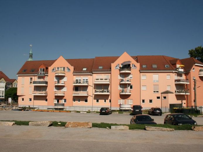 Stellplatz in Tiefgarage – Foto 1